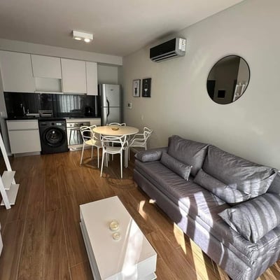 Alquiler de un luminoso apartamento amueblado de 2 ambientes, Palermo Soho, Buenos Aires, Argentina